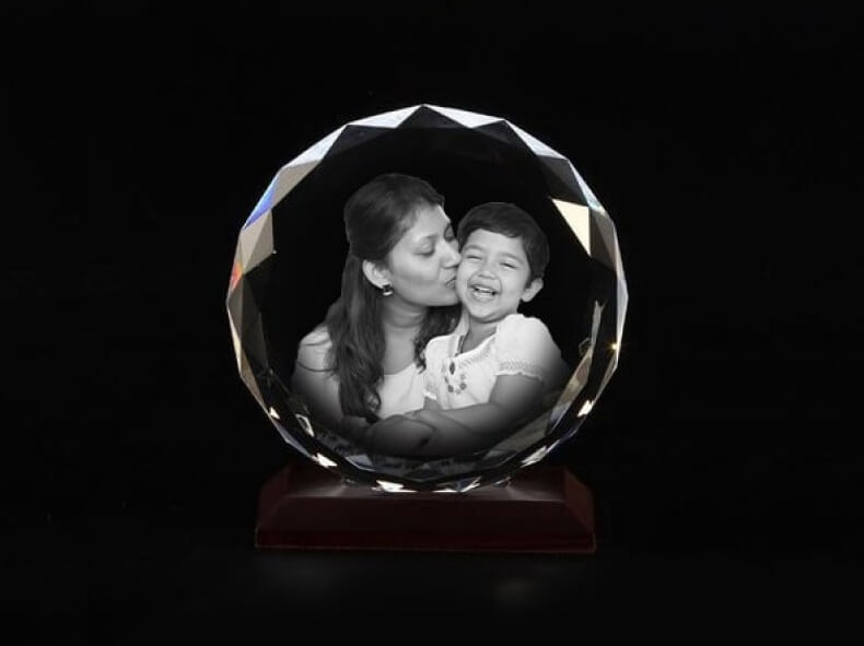Create your 3D Crystal Photo Round